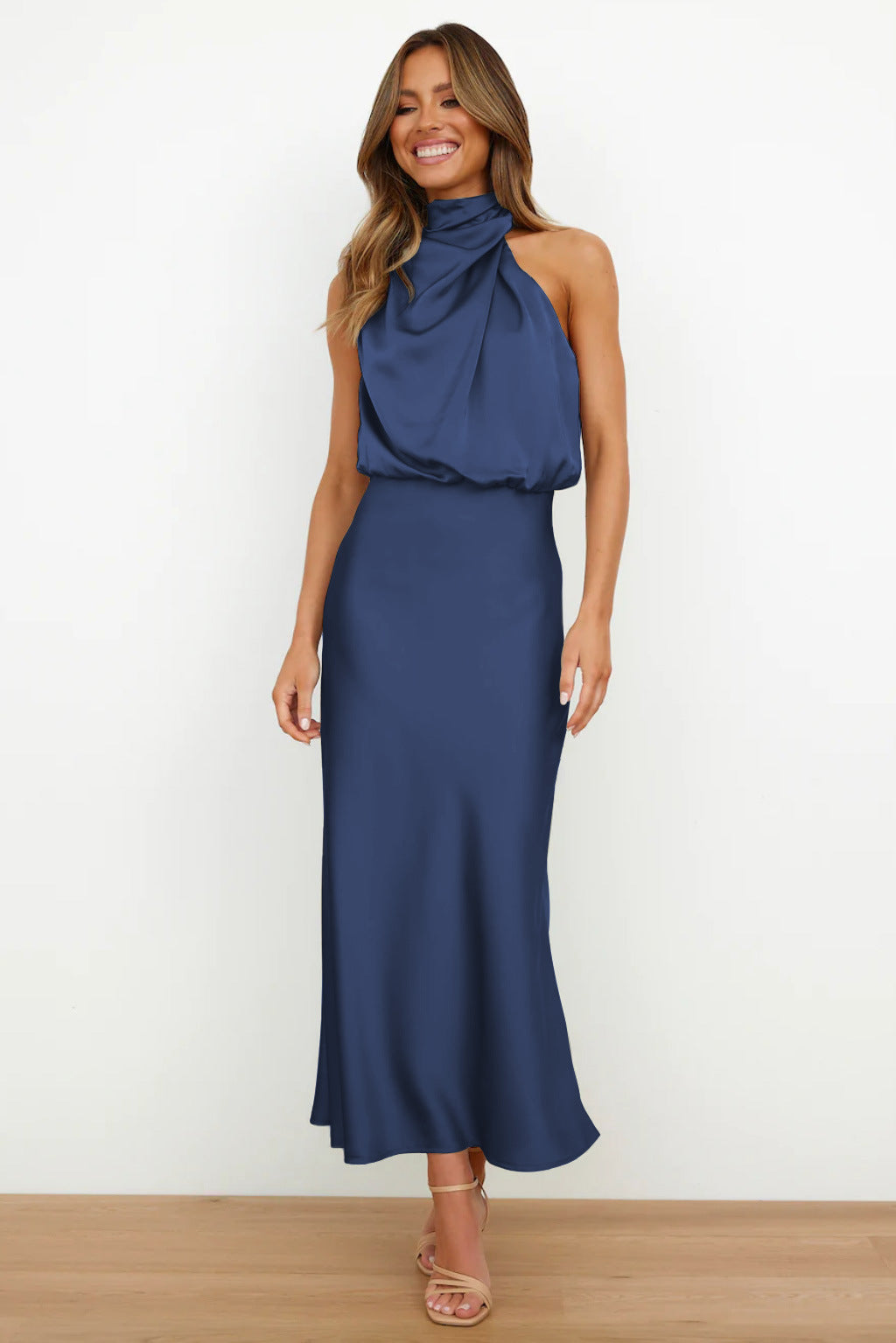 Tyra | Rochie de seară elegantă cu decolteu halter